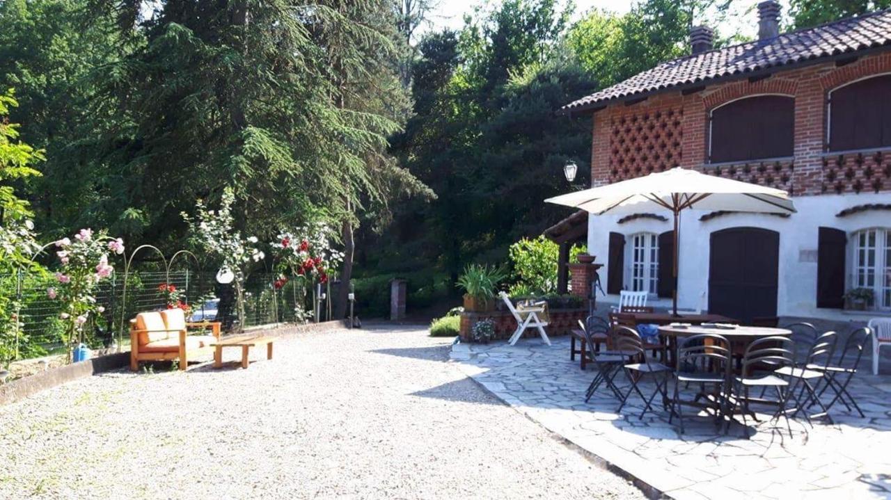 Tenuta Nissole Rocchetta Tanaro Extérieur photo
