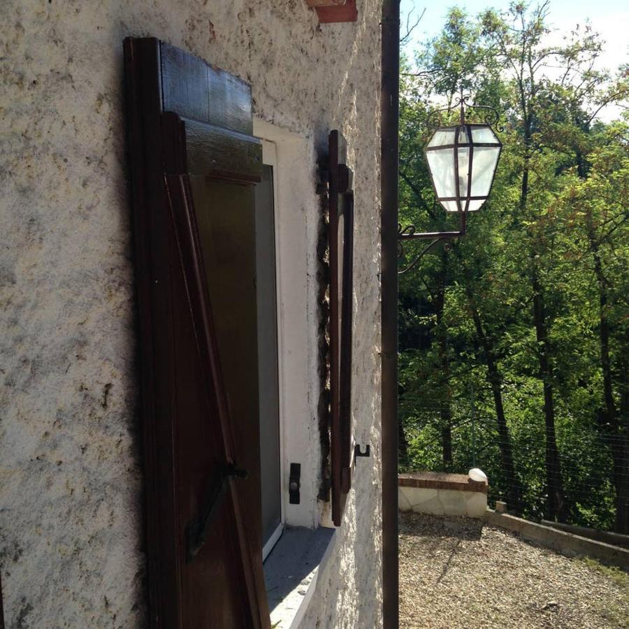 Tenuta Nissole Rocchetta Tanaro Extérieur photo